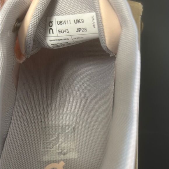 On Cloud Running Women's Pink Running Shoes - Picture 6 of 12